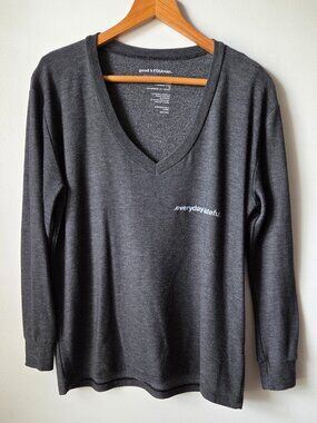 EUC GOOD hYOUman DEEP V NECK SUPER SOFT LONGSLEEVES PLUSH TEE SIZE XS/S